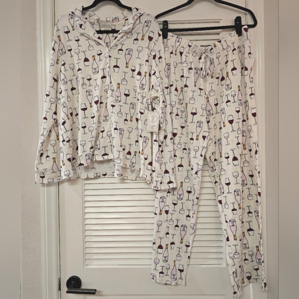 Olivia Sky - (NWT) Soft Luxurious Shirt & Pant Pajama Set